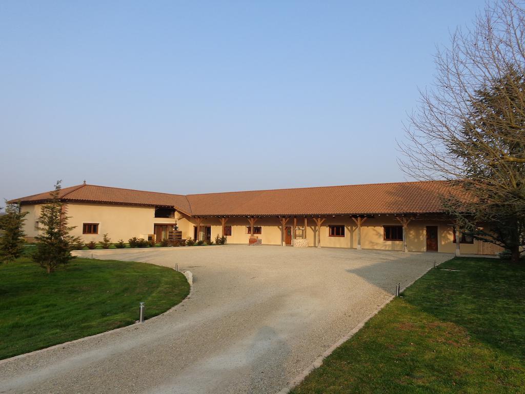 Domaine De La Garde Bed & Breakfast Вона Екстериор снимка